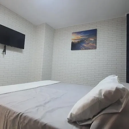 Julia Cap - 3 Bedrooms With Pool Apartment Salou