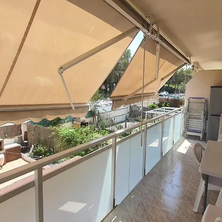 Julia Cap - 3 Bedrooms With Pool