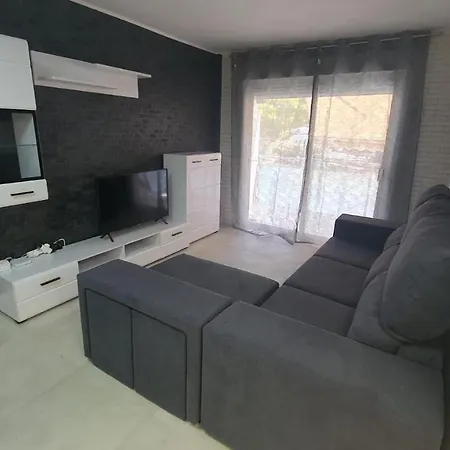 Julia Cap - 3 Bedrooms With Pool Apartment *